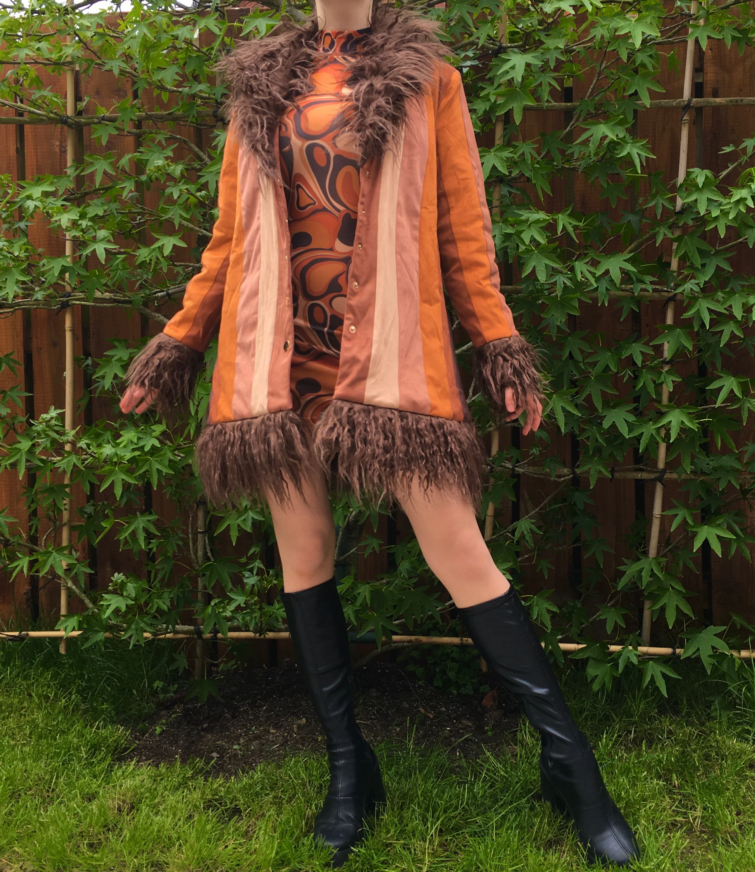 The Norwegian Wood Afghan Coat - Image 5