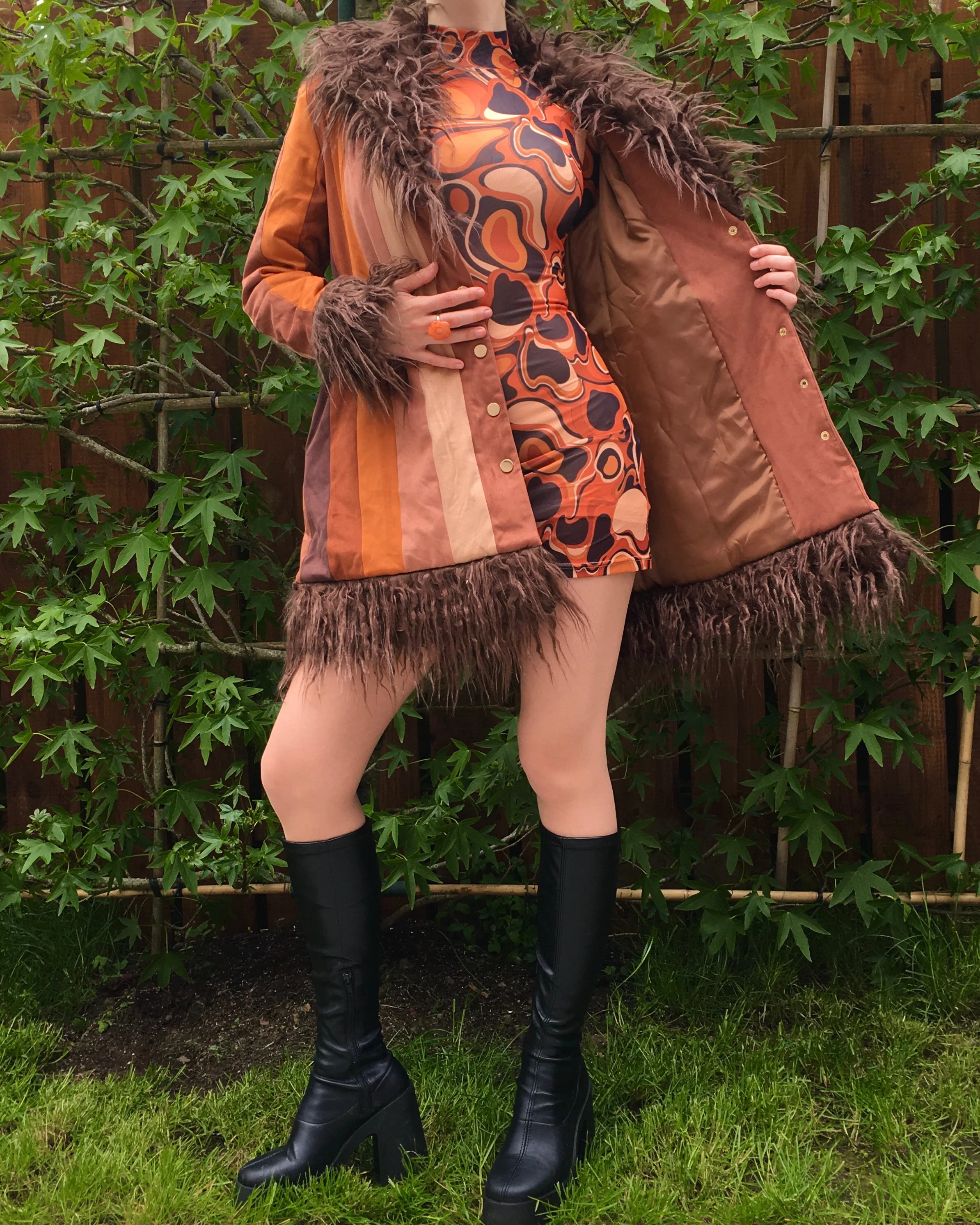 The Norwegian Wood Afghan Coat - Image 7