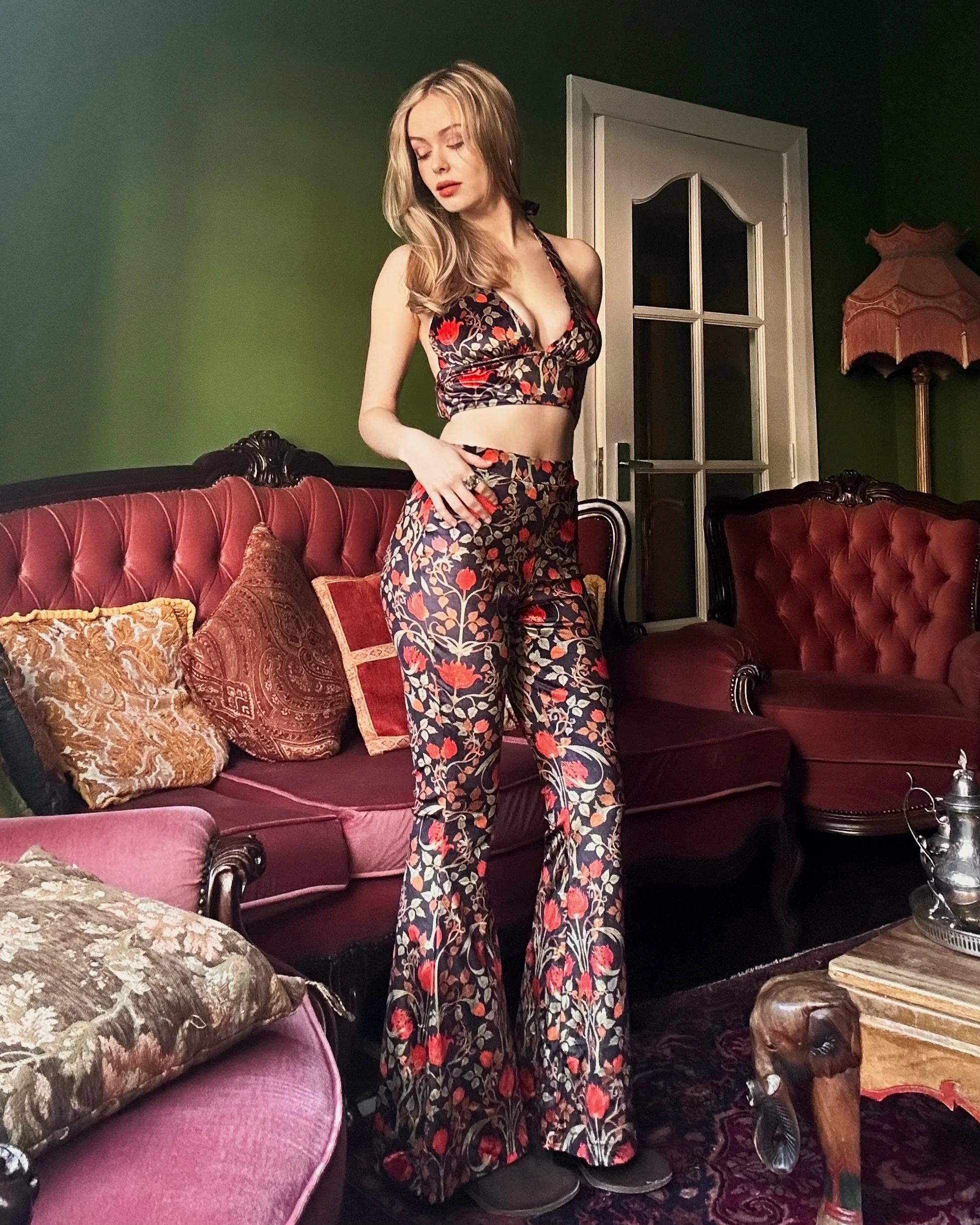 The Velvet Flare Trouser in Veronica - Image 4